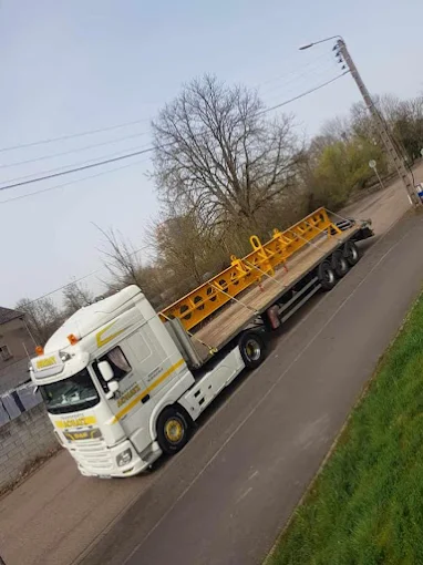 Transport d'un palonnier de levage